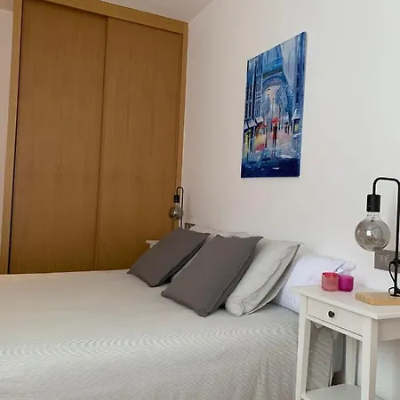 Taraska Barria. Centrico Y Coqueto En Zona Tranquila *