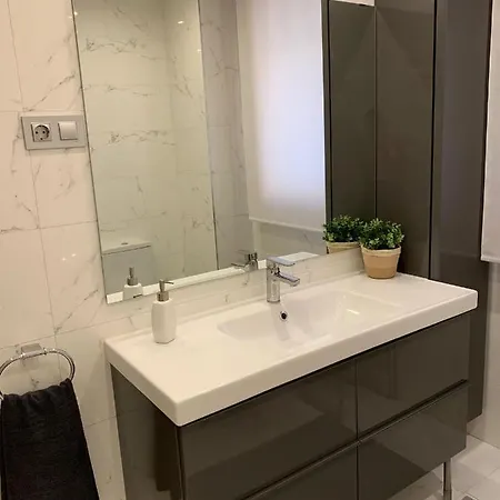 Taraska Barria. Centrico Y Coqueto En Zona Tranquila