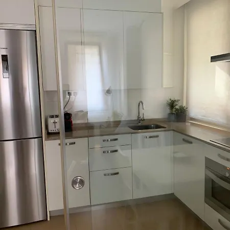 Taraska Barria. Céntrico Y Coqueto En Zona Tranquila Apartamento